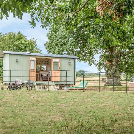 Padarn'S Hut Villa Llanbadarn Fynydd ภายนอก รูปภาพ