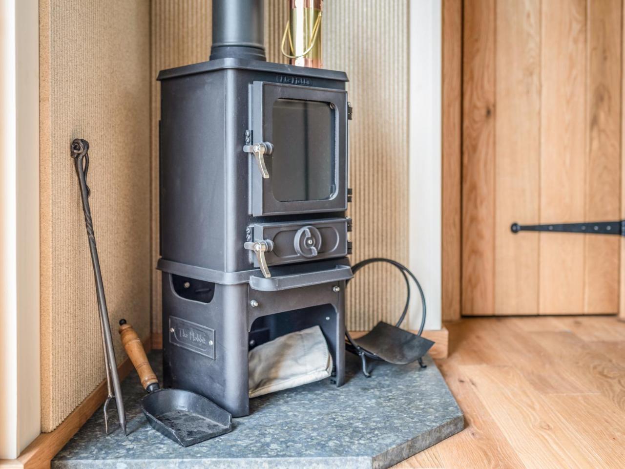 Padarn'S Hut Villa Llanbadarn Fynydd ภายนอก รูปภาพ